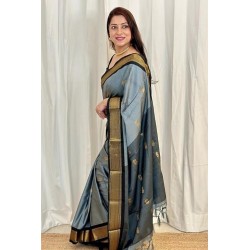 Fabric: Kanchipuram Silk, Blouse Fabric Kanchipuram Silk.