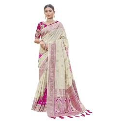 MANOHARI Most Trendy Jacquard Work Woven Saree with Unstitch Blouse Piece